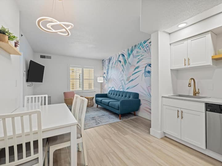 Condo 3 at Stay Sky Suites