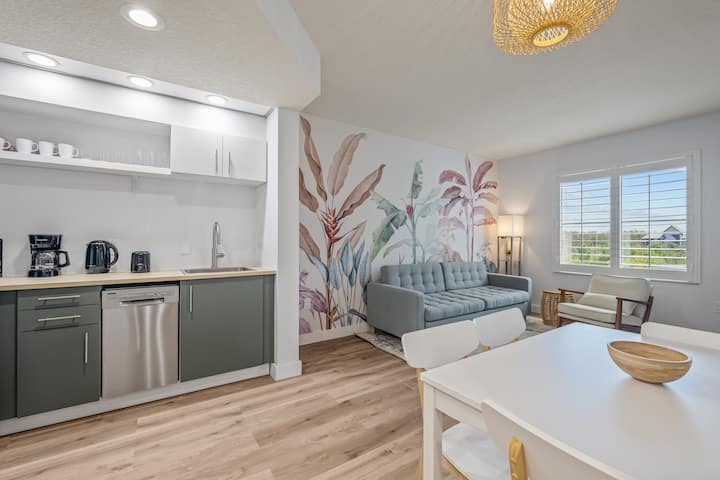 Condo 14 at Stay Sky Suites